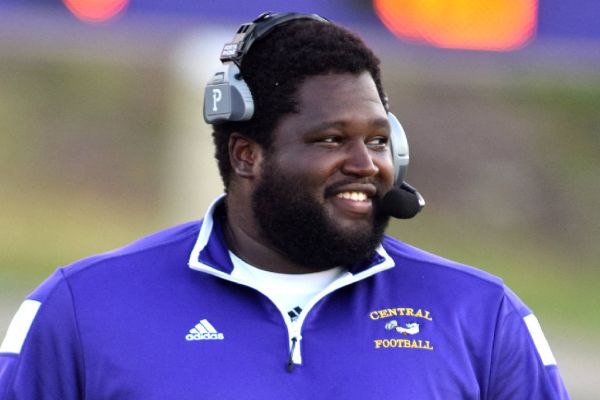 BRASWELL NAMED HEAD COACH-- Braswell back at Central, this time as head coach