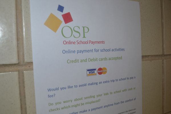 OSP IS THE NEW WAY TO  PAY FEES -- Students now have the option to pay their school fees online.