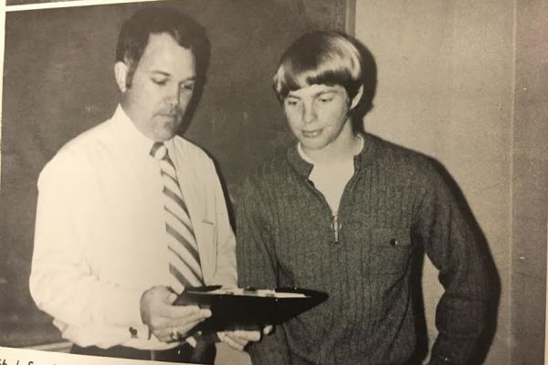 ARNOLD RECIEVES AWARD FOR TRACK -- Track superstar Steve Arnold runs his way into the Hall of Fame in 2016.