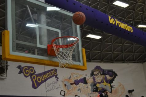 Girls Basketball Team Hoping to Improve from Last Season