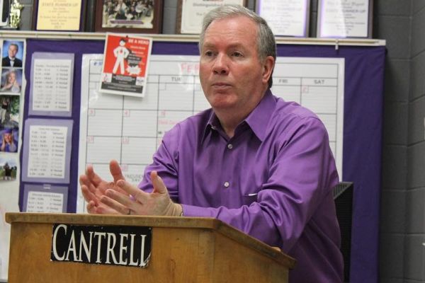 WRCB ANCHOR DAVID CARROLL DISCUSSES JOURNALISM CAREER WITH THE CENTRAL DIGEST -- WRCB anchor  David Carroll discusses his journalism career and gives advice to the Central Digest staff.
