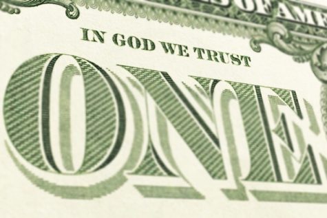 Students Ponder the Rationality Behind Mandatory ‘In God we Trust’ Display in Schools