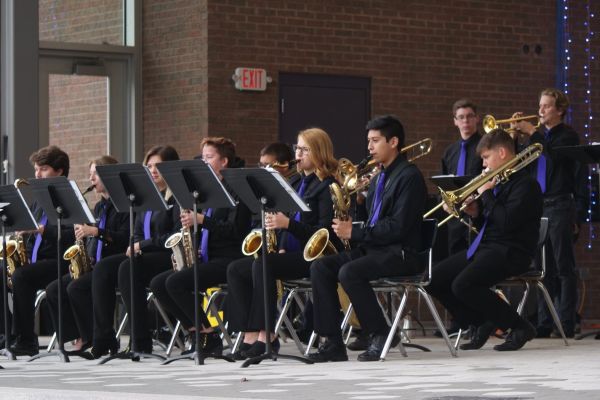 CENTRAL JAZZ BAND HOSTS ANNUAL DINNER CONCERT -- Centrals Jazz band performing at Miller Park in Downtown Chattanooga