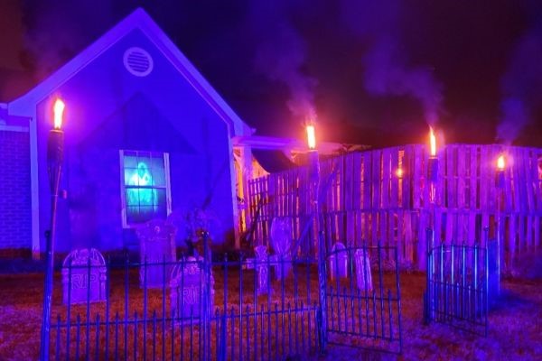 LOCAL RICHARD WATTS PRESENTS HIS ANNUAL HALLOWEEN DISPLAY -- The haunted cemetery is the hallmark of Watts display every year.