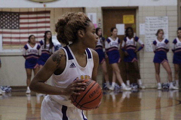 ATHLETE SPOTLIGHT: JANYA WEST SCORES 20 POINTS DURING HIXSON GAME -- JaNya West reflects on her personal goals this season, discussing the 20 points she scored on the basketball court in a game against Hixson.