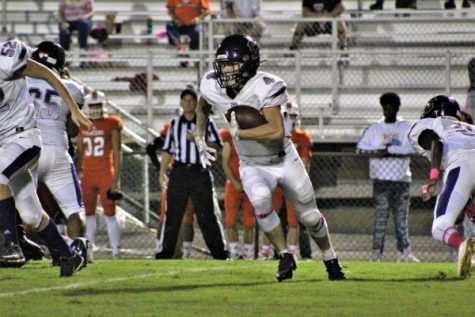 Senior Football Star Hunter Jones Named All-State