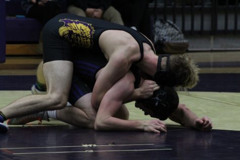 Central’s Wrestling Takes to the Mats Over Winter Break