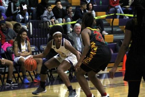 Girls Basketball Makes a Comeback with Victories against East Ridge and Howard