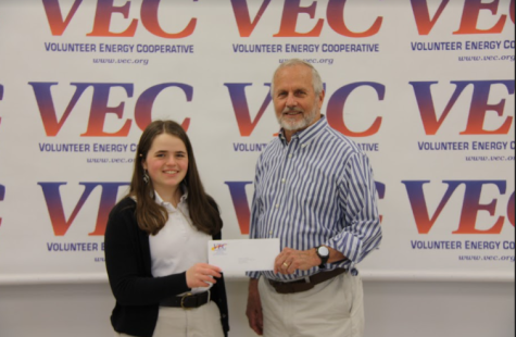 CENTRALS RURITEEN CLUB RECEIVES $1000 VOLUNTEER ENERGY COOPERATIVE GRANT -- Ruriteen Club President Sarah Katheron Latham receiving the VEC grant. 